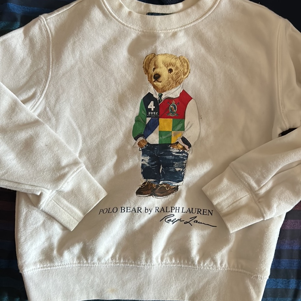 Sweaters - Picture 2 of 4
